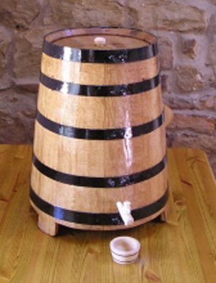 20-litre Wine Vat With a Laquered Finish