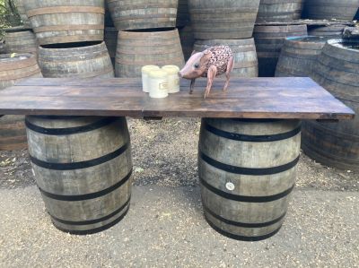 BARREL BENCH BAR - 1 BAR TOP + 2 BARRELS  Painted Black Hoops